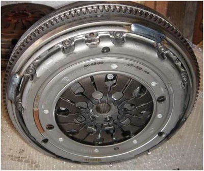 quand remplacer le volant moteur bimasse de ma voiture?